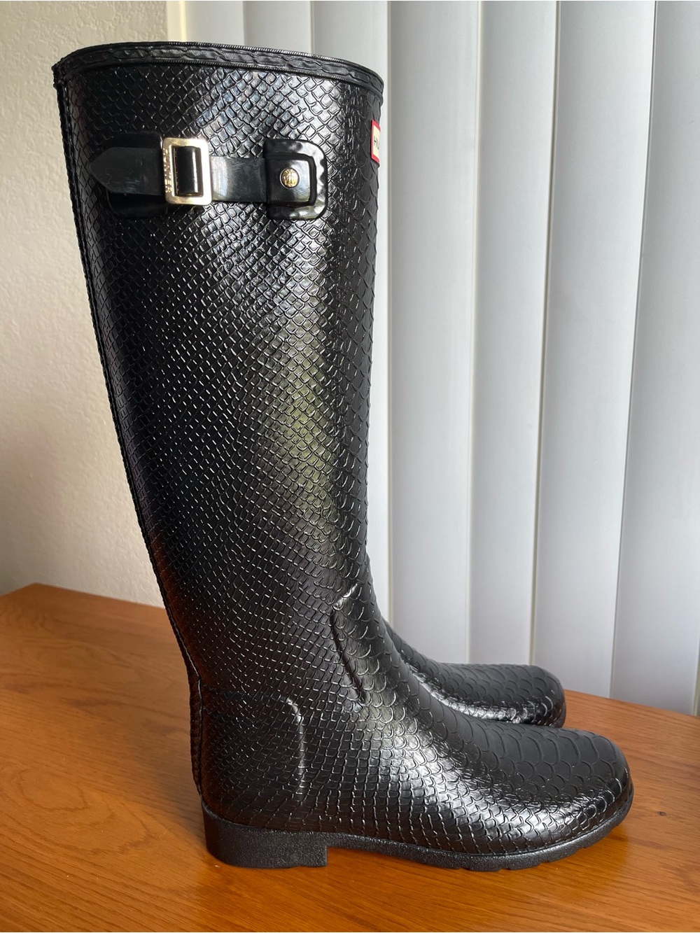 Hunter Women’s Original Refined Scale Texture Tall Boots Black Size 9 - Picture 5 of 16
